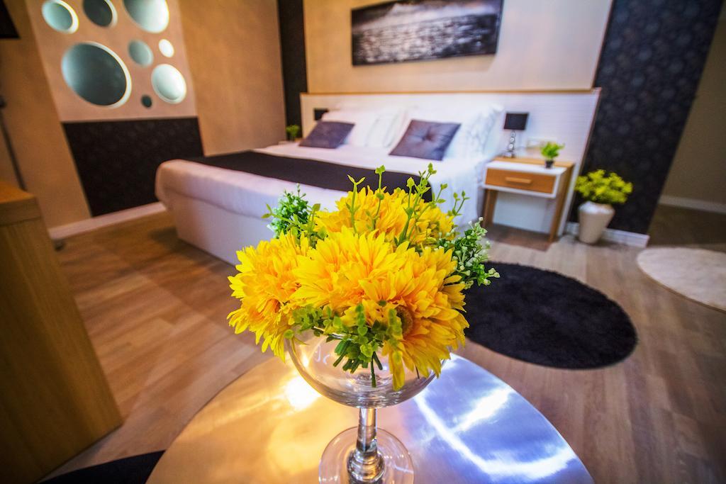 Peninsula Luxury Rooms Zara Camera foto